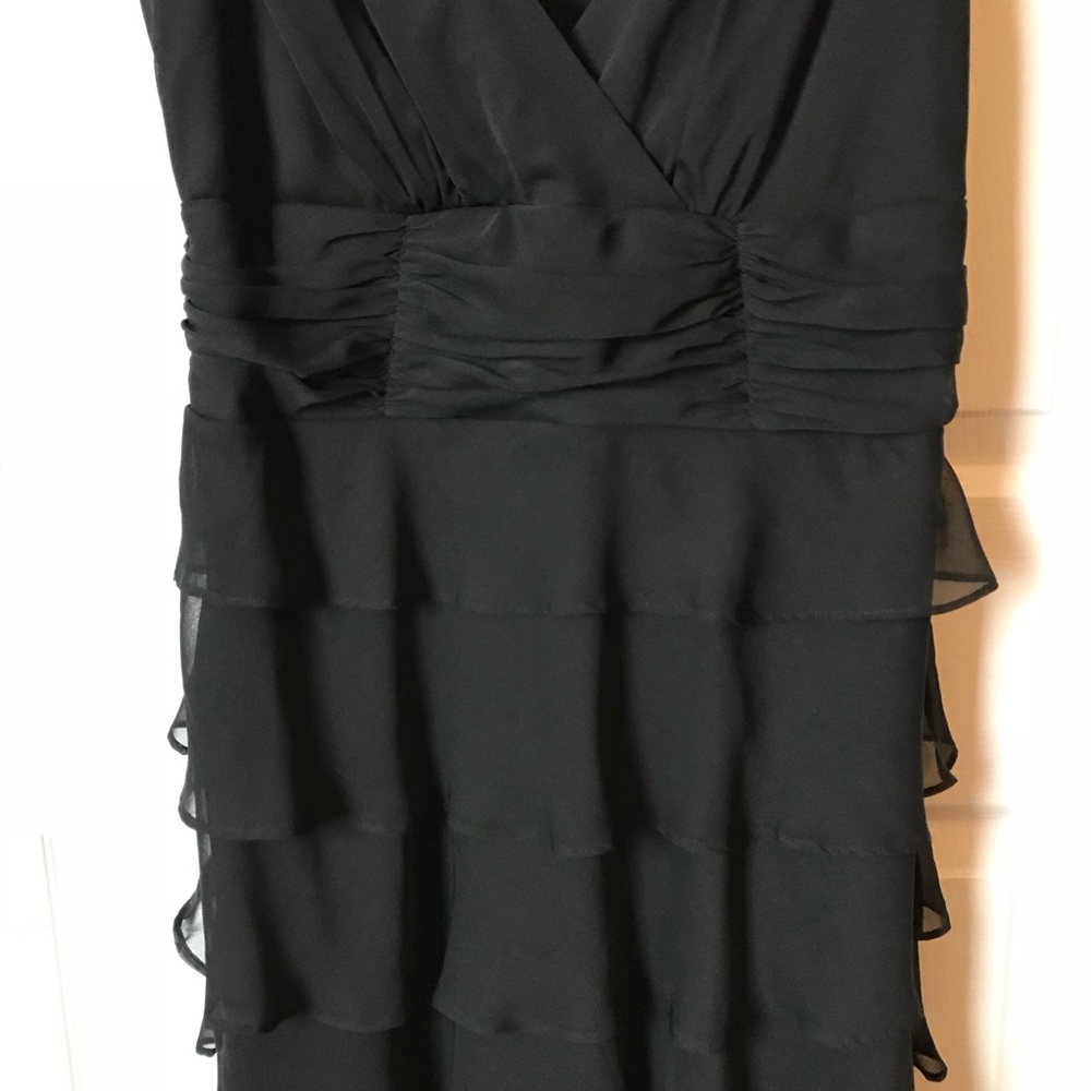 Patra evening gown - Size 14 - Picture 4 of 8